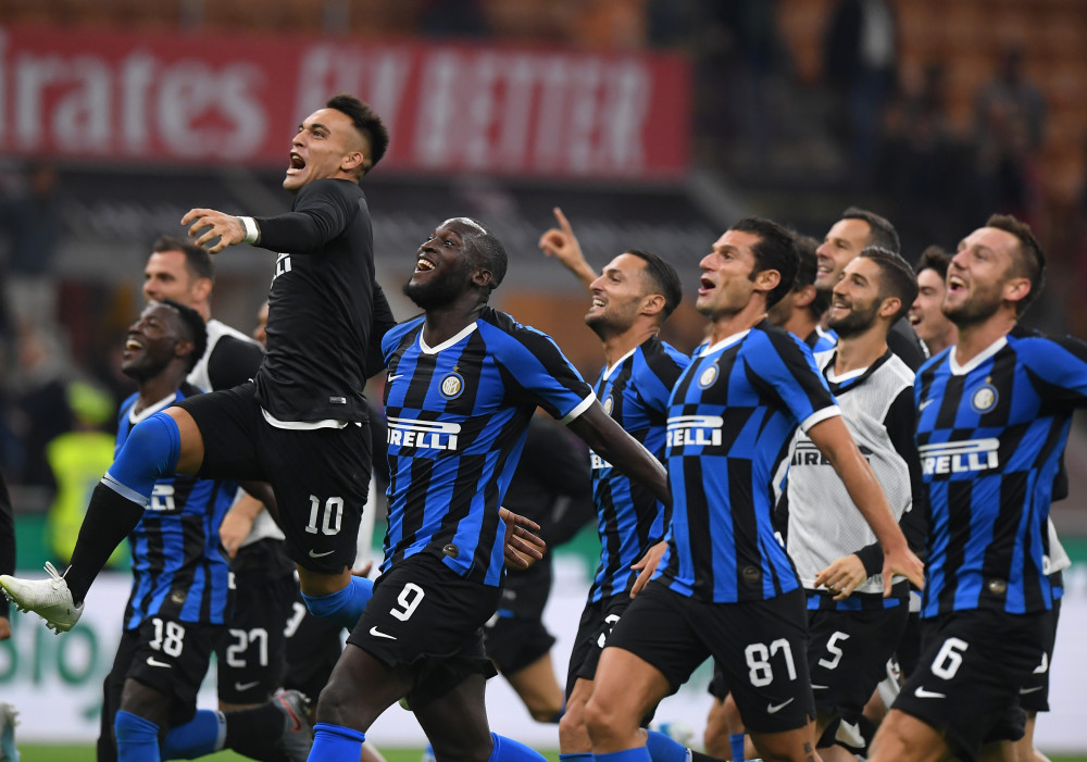 亚特兰大勇士在 2023 年常规赛取得了惊人的 104 胜，排名全联盟第一