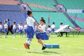 世体：巴萨把临时主场季票延长至赛季结束，本赛季很难回诺坎普了