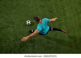 咔咔一顿扣！克里斯17中11&罚球9中6砍下28分8板4助2断